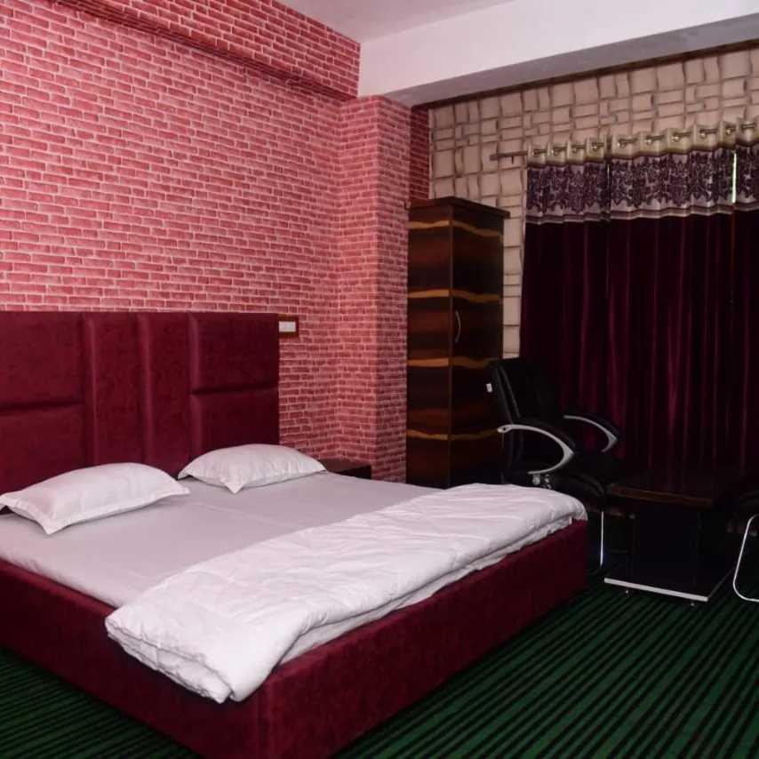 Hotel O Graceland Сринагар Экстерьер фото